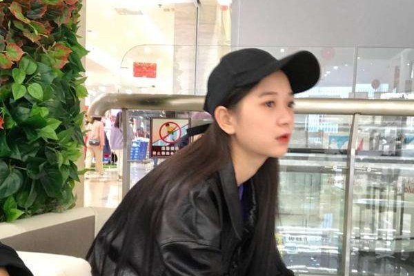 诗如雅创始人谁帮了她 小学毕业19岁成为总裁如今身价过亿