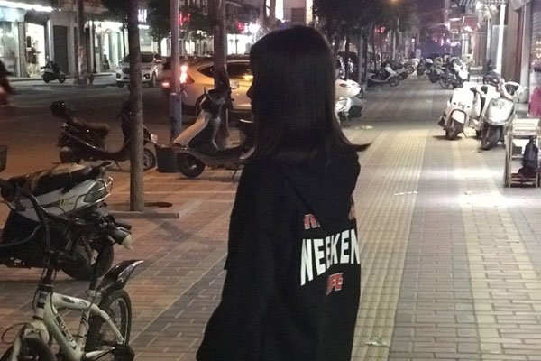这一秒只想在爱里沉迷歌名 完全是欲望的最大展示