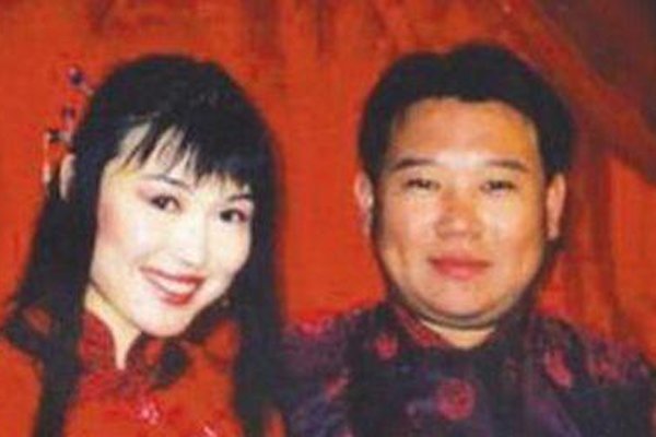 郭麒麟是谁生的 妈妈心碎远走日本定居美国