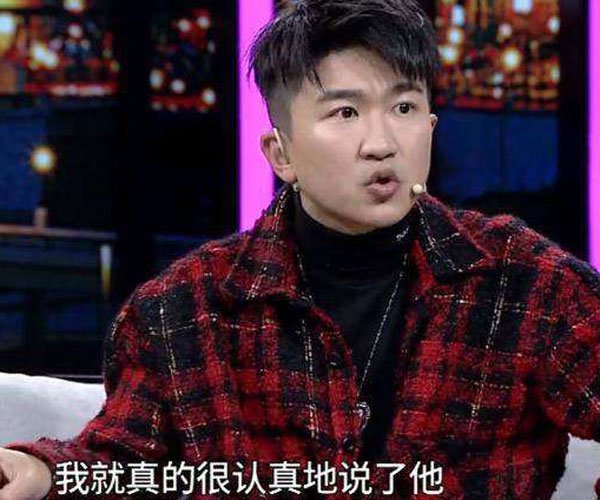 张大大被谁打断肋骨 这张嘴太贱了不知道怎么红起来的