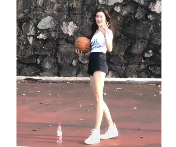 抖音网红一米八李以沫个人资料 因为身高问题而被大家关注