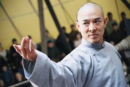 李连杰的真实身份家世轰动全国,李连杰的爷爷是谁?竟然无人敢公开