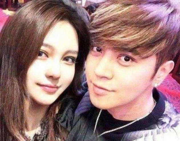 421页明星八卦在线阅读 421事件涵盖大部分主流明星内容令人震惊