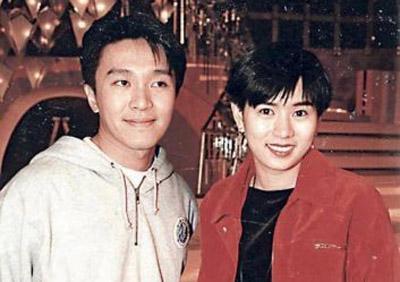 朱茵罗慧娟莫文蔚舒淇 揭秘导演周星驰四段情史