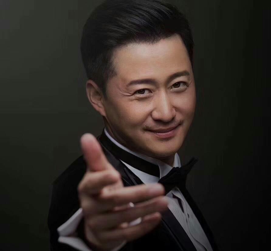 东京奥运会举行得热火朝天，吴京却成场外最忙的人，笑skr人