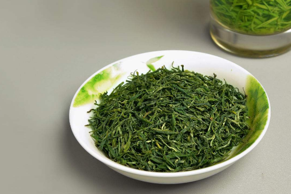 红茶和绿茶怎么区分哪个好一些？红茶和绿茶泡法一样吗？