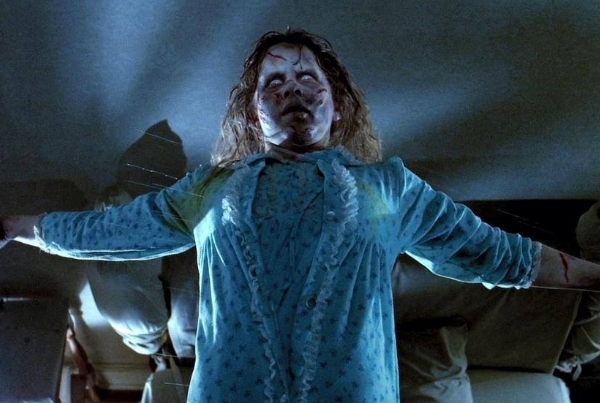 全球最吓人的恐怖片鬼片排行榜前十名，真正吓人的恐怖电影