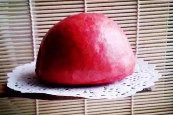 人血馒头比喻什么出自哪里，人血馒头历史上真实存在的吗