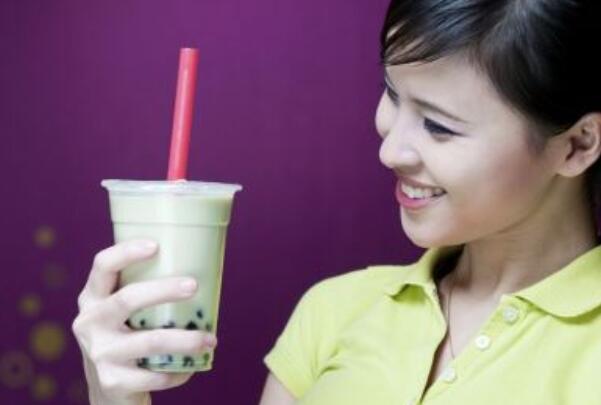 奶茶喝多会得什么病，男生女生奶茶喝多了有什么危害