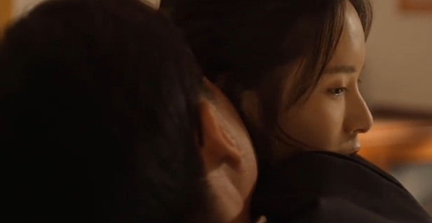 小茉再次怀上陈主任的孩子，二强马素芹相遇！但他们不是双出轨