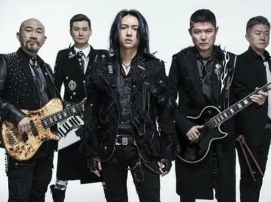 披荆斩棘的哥哥张淇