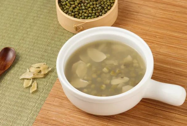 把绿豆煮烂煮软有什么诀窍方法吗？绿豆汤的家常做法步骤分享