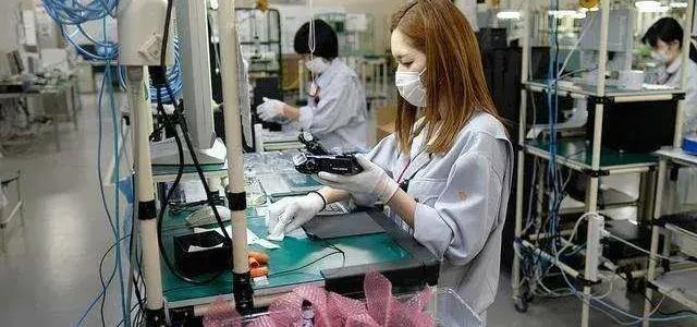 富士康上班怎么样累不累是一种什么体验？富士康工作的亲身感受