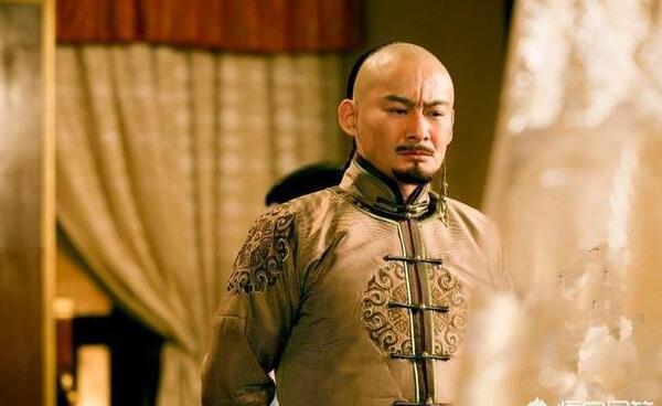 历史上真实的努尔哈赤是怎样的？清朝的第一个皇帝是谁叫什么名字