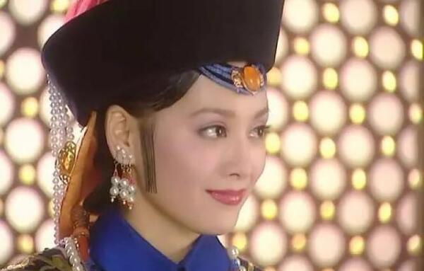 历史上的孝庄皇后和影视剧里的大玉儿是同一个人吗？