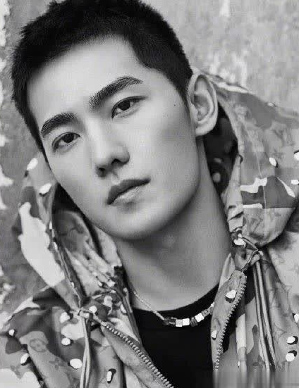 男生帅不帅剪个寸头就知道是啥意思啥出处？寸头最帅的男生汇总