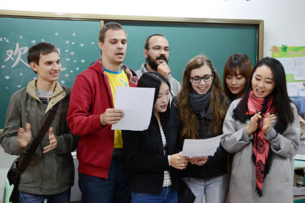 留学生不愿意回国的原因