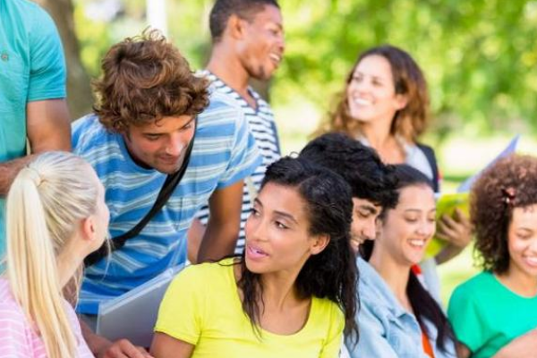 留学生不愿意回国的原因