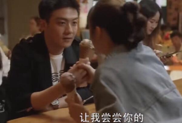 白莲花是啥意思是褒义词还是贬义词，白莲花和绿茶婊有什么不同