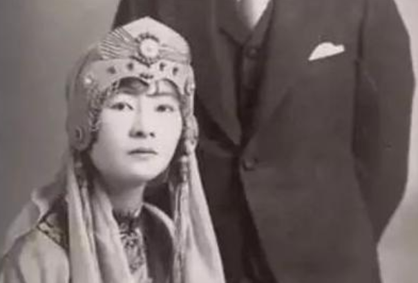 徐志摩的妻子张幼仪个人资料简介家庭背景