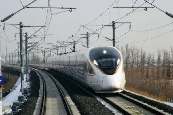 高铁为什么禁止夜间运行12点后不卖票了（人少、铁路要检修）