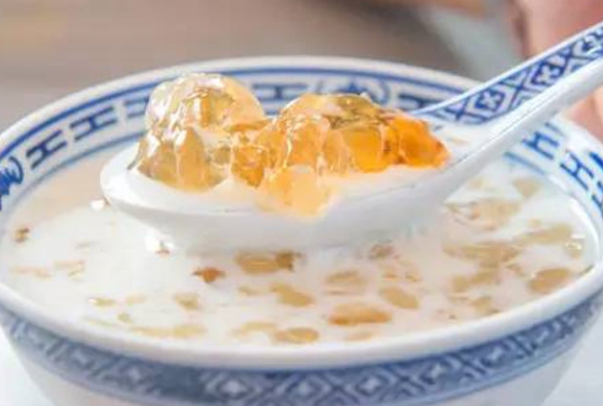 桃胶的禁忌什么人不适合吃桃胶？哪些人吃桃胶会有不良反应？