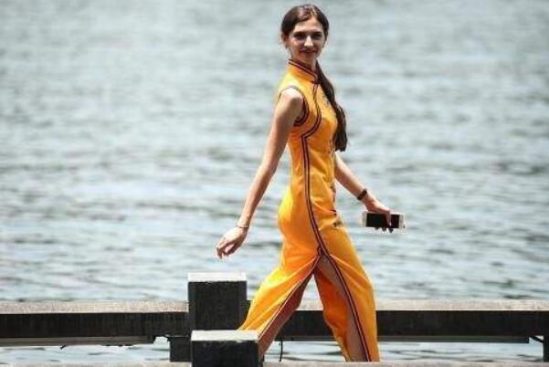 捞女是什么意思什么梗出自哪里?捞女是褒义词还是贬义词?