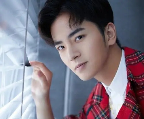 吴希泽个人资料身高毕业于哪所大学?吴希泽的现任女朋友是谁?