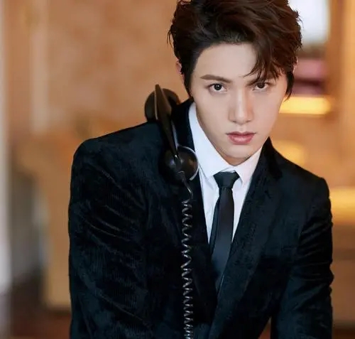 黄圣池为什么不火是哪家公司的?黄圣池个人资料身高家境怎么样?