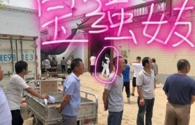 王宝强被曝新女友是模特是真的吗？王宝强新女友参加母亲葬礼