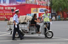 闯红灯要当场考试是怎么回事？哪些地方实行