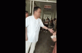 医生叼烟推患者家属最新消息，庆阳市宁县人民医院医生在医院抽烟