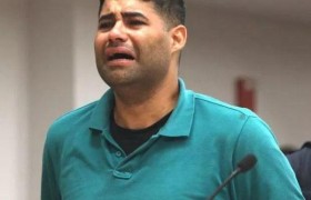龙凤胎车内中暑身亡是咋回事？婴儿放在封闭发车多少分钟会死？