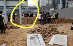 指挥港独分子袭击香港警察的美国人真实身份曝光，竟是这等垃圾