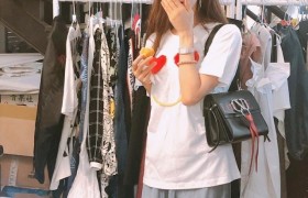 林志玲捂嘴似少女，结婚了回日本好好做人妻吧别老蹭热度了