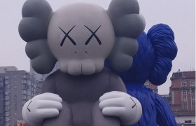 kaws公仔是最贵的公仔吗价格是多少？kaws公仔哪国的啥材质做的