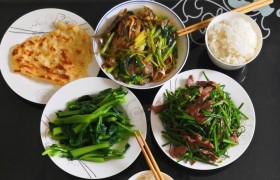 哪些食物和牛肉一起吃是相克的，不能和牛肉一起吃的食物列表