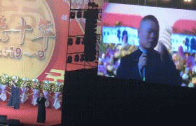 岳云鹏演出现场被主办方赶下台事件是真的吗为什么被赶超时了吗