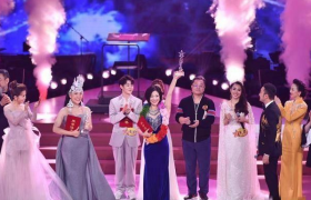 龙婷婷个人资料简介年龄是哪里人，龙婷婷为何能获得星光大道冠军