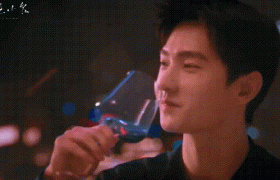 荣耀夫妻是什么意思什么梗出自哪部电视剧，杨洋迪丽热巴在一起了吗