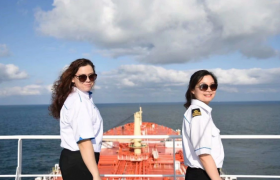 远洋货轮上为什么没有女船员？为什么出海不带女海员？