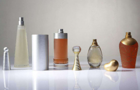 香水的前调中调后调怎样调配（具体步骤操作流程详细介绍）