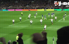 滑跪三道杠是啥意思啥梗有啥含义出自哪里？