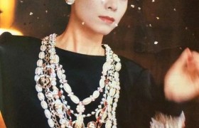 周天娜为什么姓周国籍是哪国的？周天娜的艾滋男友是谁死了吗？