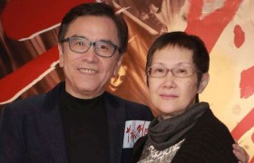 尔冬升秦沛姜大卫为什么不一个姓，他们到底是不是亲兄弟？