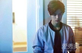 抖音歌词酷似“鹿晗放屁”。那么抖音鹿晗放屁是什么歌？