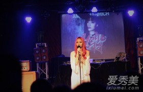 抖音歌曲歌词里有我愿意一直这样变成你爱的模样叫什么歌名谁唱的