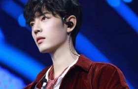 肖战唱的歌曲我们的歌在军港之夜是第几期播出，原唱是谁？