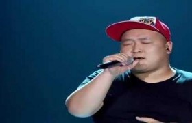 抖音歌曲歌词找不到一个拥抱的理由是什么歌名原唱是谁？