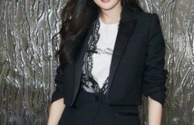 杨幂女助理怒斥粉丝是怎么回事为什么骂粉丝做了啥出格的事情了吗